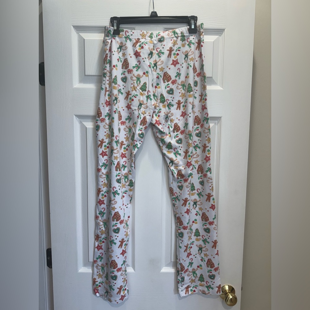 Roller Rabbit Gingerbread Party Pajamas - Picture 6 of 7